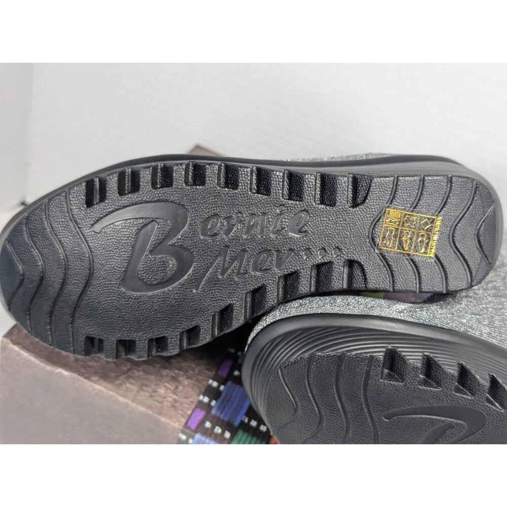 NIB Bernie Mev Maile Elastic Woven Wedge Bootie Womens Size 9 Pewter Silver - Picture 5 of 12